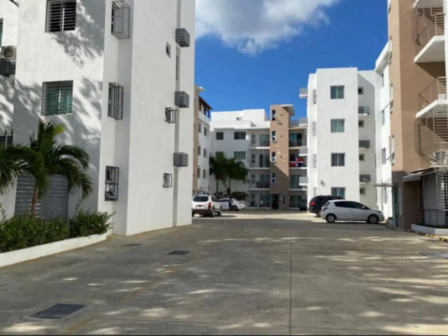 Comodas 3 Hab Con Piscina, Wifi 1Er Nivel Santiago De Los Caballeros Exteriér fotografie
